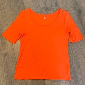GAP Scoop Neck Tee Shirt